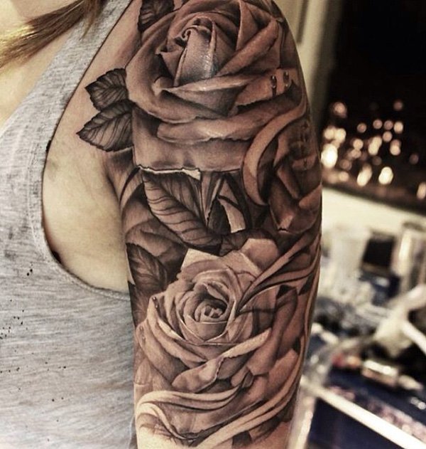 3d rose in gray on arm