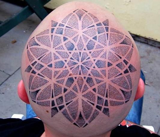 Geometric flower on top of the head in gray