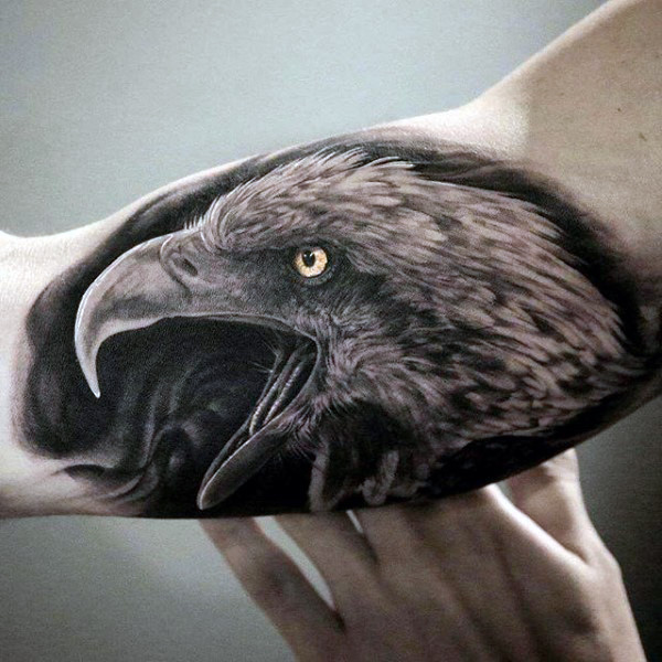 Bicep guys realistic cawing eagle tattoo