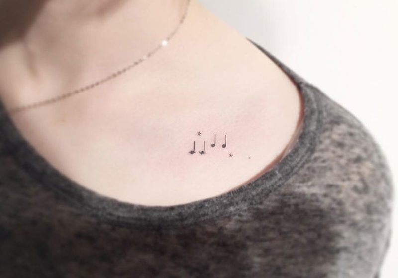 Music on your shoulder in one color