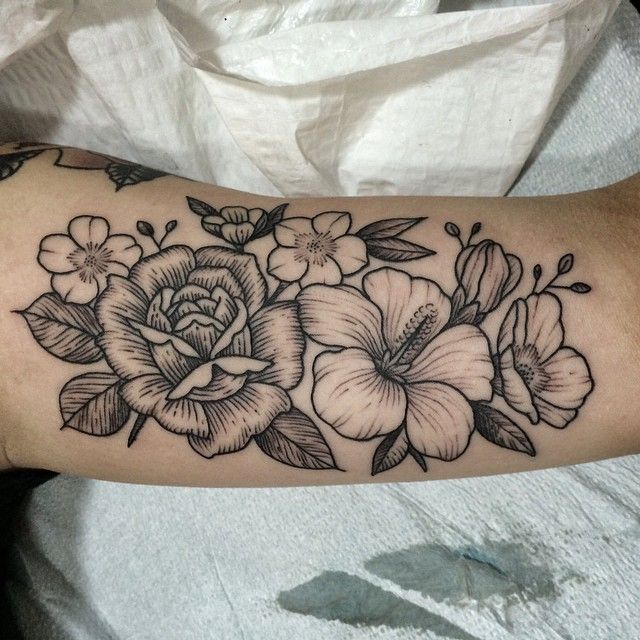 One color flowers on arm